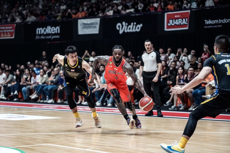 Pelita Jaya, salah satu tim basket papan atas di Indonesia, tengah mempersiapkan diri dengan matang untuk menghadapi Final Indonesian Basketball League (IBL) 2024.