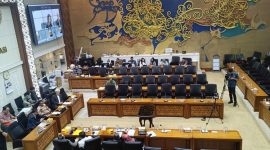 Perkumpulan rapat pleno Badan Legislasi DPR terkait pengambilan keputusan tentang dan revisi Undang-undang Dewan Pertimbangan Presiden (Wantimpres), Selasa (9/7/2024).