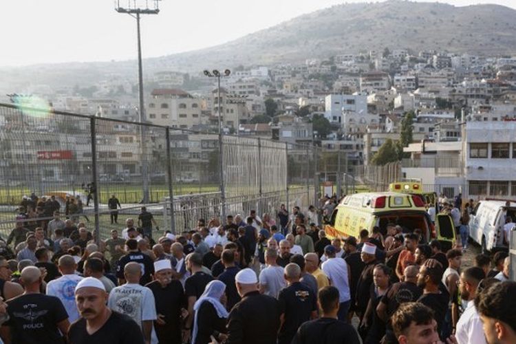 Lebanon telah mendesak komunitas internasional untuk melakukan penyelidikan menyeluruh atas serangan terbaru di dataran tinggi Golan, sebuah wilayah strategis yang sering menjadi fokus ketegangan antara negara-negara di Timur Tengah.