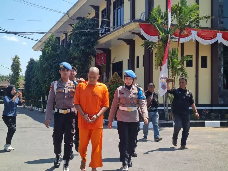 Magelang dikejutkan dengan berita dugaan penyimpangan seksual yang melibatkan seorang staf di Pondok Pesantren.