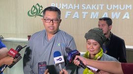 Menjelang pemilihan kepala daerah (Pilkada) Jawa Timur yang semakin dekat, dua kandidat calon yang berpotensi maju, Luluk Nurhamidah dan Lukmanul Khakim, menjalani tes kesehatan sebagai bagian dari persiapan akhir mereka.