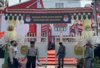 Ribuan aparat keamanan dikerahkan untuk mengamankan Kantor Komisi Pemilihan Umum (KPU) Jakarta selama periode pendaftaran calon Gubernur dan Wakil Gubernur DKI Jakarta yang dimulai hari ini.