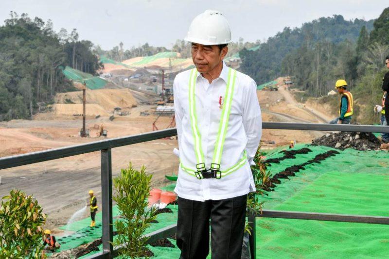 Presiden Jokowi di proyek IKN