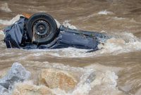 Banjir besar yang melanda wilayah Polandia dan Rumania dalam beberapa hari terakhir telah menyebabkan 22 orang tewas dan merusak ribuan rumah.