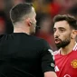 Salah satu momen paling dibicarakan adalah kartu merah yang diterima kapten United, Bruno Fernandes, di babak kedua.