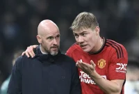 Manajemen Manchester United mengumumkan bahwa mereka tetap memberikan dukungan penuh kepada pelatih Erik ten Hag.