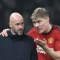 Manajemen Manchester United mengumumkan bahwa mereka tetap memberikan dukungan penuh kepada pelatih Erik ten Hag.