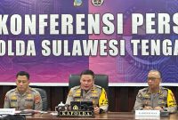 Dua oknum polisi di Palu diduga terlibat dalam penganiayaan seorang tahanan yang berujung pada kematian.