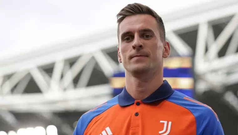 Penyerang Juventus, Arkadiusz Milik, terpaksa menjalani operasi lutut lagi setelah mengalami cedera yang mengganggu performanya di awal musim ini.