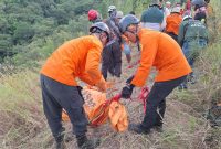 Setelah enam hari pencarian intensif, sebuah tragedi menyelimuti dunia pendakian Indonesia ketika seorang pendaki asal Jakarta ditemukan meninggal dunia di kawasan Gunung Wilis,