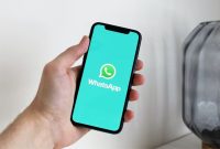 WhatsApp adalah salah satu aplikasi pesan instan terpopuler di dunia, digunakan oleh jutaan orang untuk berkomunikasi dengan teman, keluarga,