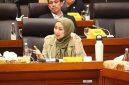 Dalam menghadapi tantangan perubahan iklim yang semakin mendesak, anggota Dewan Perwakilan Rakyat (DPR) Republik Indonesia mengeluarkan seruan untuk memperkuat diplomasi dan mobilisasi sumber daya guna menurunkan emisi gas rumah kaca di Indonesia.