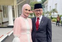 Futri Zulya Savitri, yang kini dikenal sebagai Putri Zulkifli Hasan, mengumumkan rencananya untuk menikah lagi di akhir tahun ini