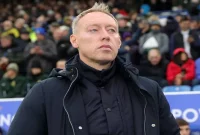 Leicester City secara resmi mengakhiri hubungan kerja dengan Steve Cooper sebagai pelatih kepala. Keputusan ini diambil setelah performa tim yang mengecewakan di awal musim Premier League 2024/2025.