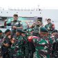 Panglima Komando Daerah Militer (Pangdam) Iskandar Muda (IM), Mayjen TNI Agus Subiyanto, hari ini secara resmi melepas 450 prajurit TNI yang tergabung dalam Satgas Pamtas RI-PNG.