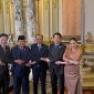 Presiden Indonesia, Prabowo Subianto, tampil dalam momen keakraban bersama para pemimpin dunia saat menghadiri Gala Dinner KTT APEC 2024 di Lima, Peru.