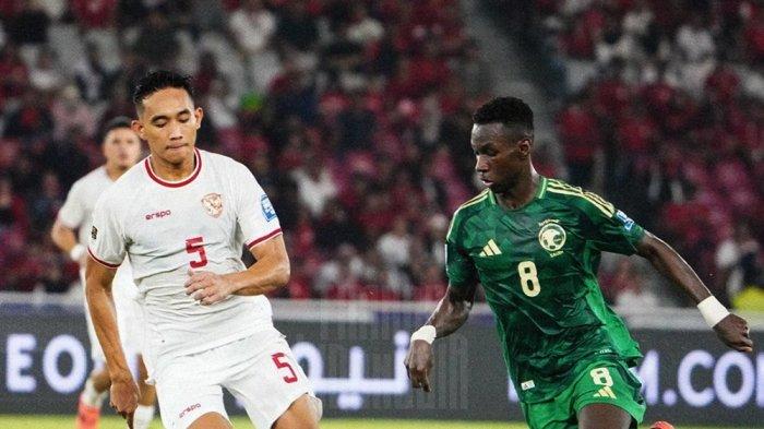 Timnas Indonesia mencatat keunggulan sementara 1-0 atas Arab Saudi di babak pertama pertandingan Kualifikasi Piala Dunia 2026 yang berlangsung di Stadion King Abdullah Sports City, Jeddah, Selasa (19/11/2024).