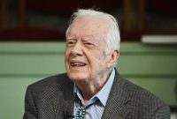 Kabar duka datang dari dunia politik Amerika Serikat. Mantan Presiden Jimmy Carter, yang dikenal sebagai salah satu pemimpin paling berpengaruh dalam sejarah AS,