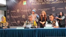 Pihak kepolisian terus menyelidiki kasus ini dan mengumpulkan bukti-bukti untuk proses hukum lebih lanjut