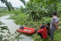 Masyarakat diimbau untuk lebih berhati-hati dan memastikan anak-anak tidak berada di dekat area berbahaya saat hujan deras