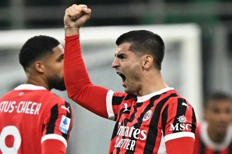 AC Milan meraih kemenangan meyakinkan dengan skor 3-0 atas Venezia dalam lanjutan Serie A Italia yang digelar pada Minggu malam.