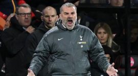 Pelatih Tottenham Hotspur, Ange Postecoglou, mengungkapkan kekecewaannya setelah timnya mengalami kekalahan memalukan dari Bournemouth dalam laga Liga Premier, Kamis malam waktu setempat.