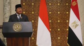 Presiden Indonesia Prabowo Subianto kembali menegaskan komitmennya terhadap pemberantasan korupsi, namun dengan pendekatan yang lebih terbuka.