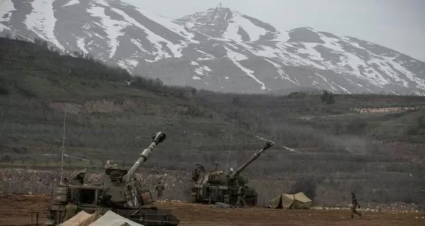 Dataran Tinggi Golan tetap menjadi titik fokus ketegangan di kawasan Timur Tengah, dengan Israel, Suriah, dan Lebanon semuanya memiliki kepentingan strategis di wilayah tersebut