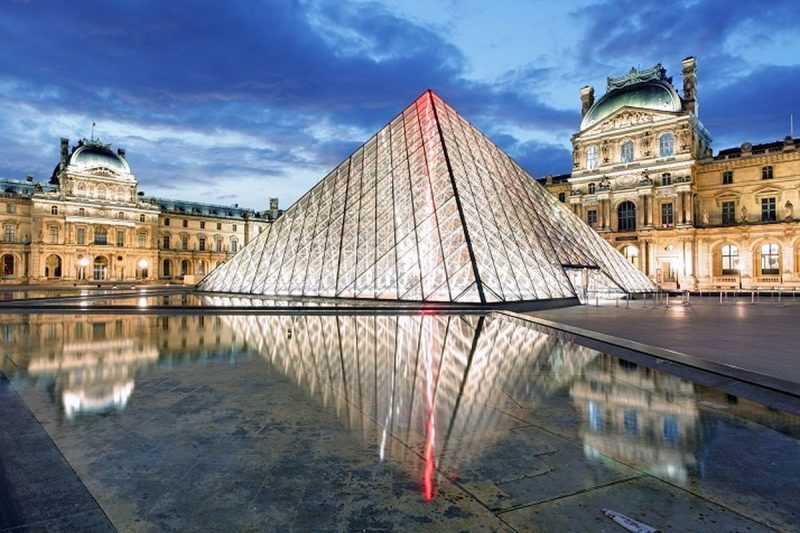 Nasib Louvre saat ini mencerminkan tantangan yang dihadapi oleh banyak institusi budaya di seluruh dunia