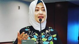 Haji adalah salah satu rukun Islam yang diwajibkan bagi setiap Muslim yang mampu, baik dari segi fisik maupun finansial. Namun, biaya haji yang tinggi sering kali menjadi kendala bagi banyak masyarakat Indonesia untuk melaksanakan ibadah ini.