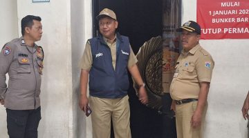 Pihak kepolisian berencana untuk mengadakan dialog dengan perwakilan masyarakat dan pemilik bar untuk mencari solusi yang baik dan menghindari konflik di masa depan