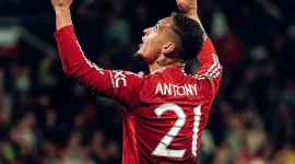 Antony, pemain sayap asal Brasil yang sebelumnya membela Manchester United, dikabarkan telah mencapai kesepakatan untuk bergabung dengan klub La Liga, Real Betis.