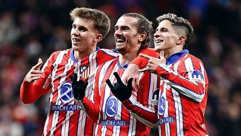 Atletico Madrid berhasil merebut posisi puncak klasemen La Liga setelah mengalahkan Osasuna 1-0 pada pertandingan yang digelar di Stadion Wanda Metropolitano pada Minggu, 12 Januari 2025.