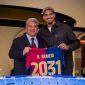 FC Barcelona mengumumkan pada hari ini, 25 Januari 2025, bahwa mereka telah resmi memperpanjang kontrak bek tangguh asal Uruguay, Ronald Araújo, hingga 30 Juni 2031.