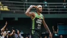 Setelah penampilan luar biasa pada pekan ketiga Indonesia Basketball League (IBL) 2025, pemain asing dari klub West Bandits Solo, Roderick Qualls, resmi dinobatkan sebagai Player of the Week IBL.