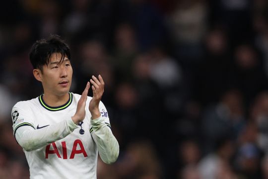 Son Heung-min kembali membuat sejarah di Tottenham Hotspur dengan meraih sejumlah pencapaian luar biasa yang mengukuhkan dirinya sebagai salah satu pemain terbaik yang pernah membela klub London Utara tersebut.