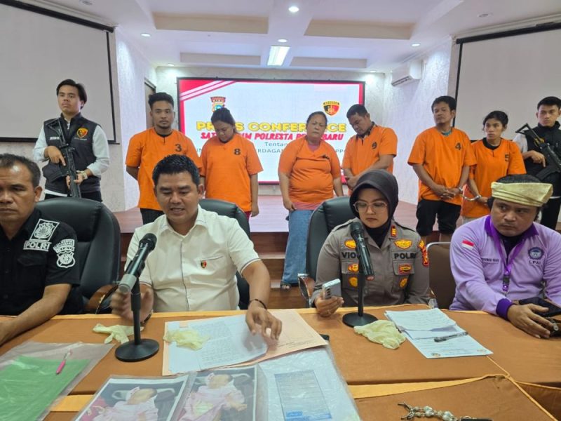 Kasus pembongkaran sindikat penjualan bayi di Pekanbaru ini menunjukkan betapa pentingnya peran masyarakat dalam melaporkan kejahatan yang mencurigakan di sekitar mereka