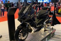 Ajang Indonesia International Motor Show (IIMS) 2025 kembali menjadi sorotan, terutama dengan peluncuran terbaru dari Italjet, yaitu Speedster 200.