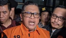 Sekretaris Jenderal PDI Perjuangan, Hasto Kristiyanto, baru-baru ini mengungkapkan pendapatnya mengenai momentum yang tepat bagi Komisi Pemberantasan Korupsi (KPK) untuk memeriksa keluarga Presiden Joko Widodo.