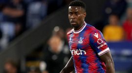 Crystal Palace dilaporkan telah menolak tawaran dari Tottenham Hotspur yang berusaha untuk merekrut bek tengah andalan mereka, Marc Guehi.