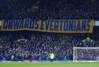 Goodison Park, stadion ikonik yang telah menjadi rumah bagi Everton selama lebih dari satu abad, akan menyambut pertandingan yang penuh emosi dan sejarah pada akhir musim ini.