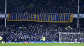 Goodison Park, stadion ikonik yang telah menjadi rumah bagi Everton selama lebih dari satu abad, akan menyambut pertandingan yang penuh emosi dan sejarah pada akhir musim ini.