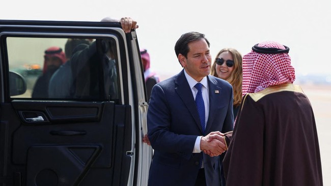 Menteri Luar Negeri Amerika Serikat, Marco Rubio, beserta delegasi AS, telah tiba di Arab Saudi untuk melakukan pertemuan dengan pejabat Rusia.