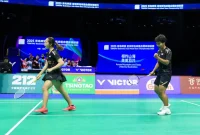 Pasangan ganda putri Indonesia, Rachel dan Meilysa, berhasil mengukir sejarah di BAMTC (Badminton Asia Mixed Team Championship) 2025 dengan membawa tim Indonesia meraih gelar juara di Grup B.