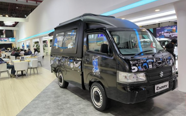 Pada ajang Indonesia International Motor Show (IIMS) 2025, Suzuki menghadirkan kejutan yang menguntungkan bagi para pengunjung dan calon pembeli mobil.