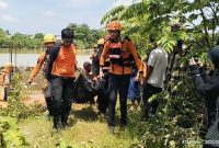 Hingga saat ini, pencarian terhadap satu warga yang hilang masih terus dilakukan oleh tim SAR. Pemerintah daerah juga telah mengirimkan bantuan berupa makanan, air bersih, dan kebutuhan darurat lainnya ke lokasi pengungsian