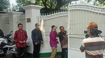 Yasonna Laoly dan Tokoh PDIP Lainnya Hadiri Pertemuan di Rumah Megawati