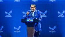 Dalam sebuah forum yang berlangsung di Tokyo, mantan Presiden Indonesia Susilo Bambang Yudhoyono (SBY) mengungkapkan keprihatinannya mengenai kemunduran demokrasi yang terjadi tidak hanya di Indonesia,