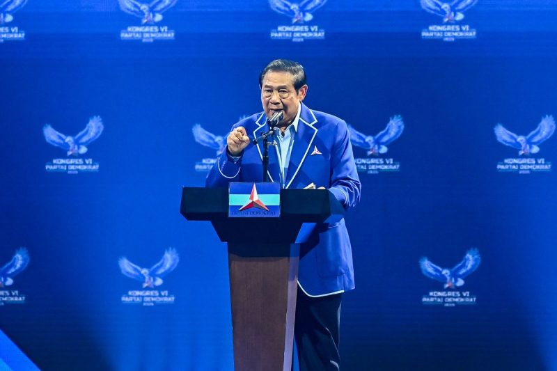 Dalam sebuah forum yang berlangsung di Tokyo, mantan Presiden Indonesia Susilo Bambang Yudhoyono (SBY) mengungkapkan keprihatinannya mengenai kemunduran demokrasi yang terjadi tidak hanya di Indonesia,