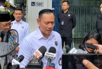 Menteri Pertahanan Prabowo Subianto telah mengeluarkan instruksi kepada Agus Harimurti Yudhoyono (AHY), Ketua Umum Partai Demokrat,